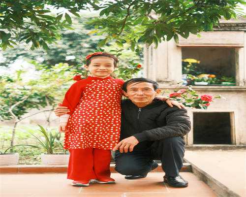 代怀生小孩符合这3个条件就偷着乐吧，你可能不会有孕吐反应
